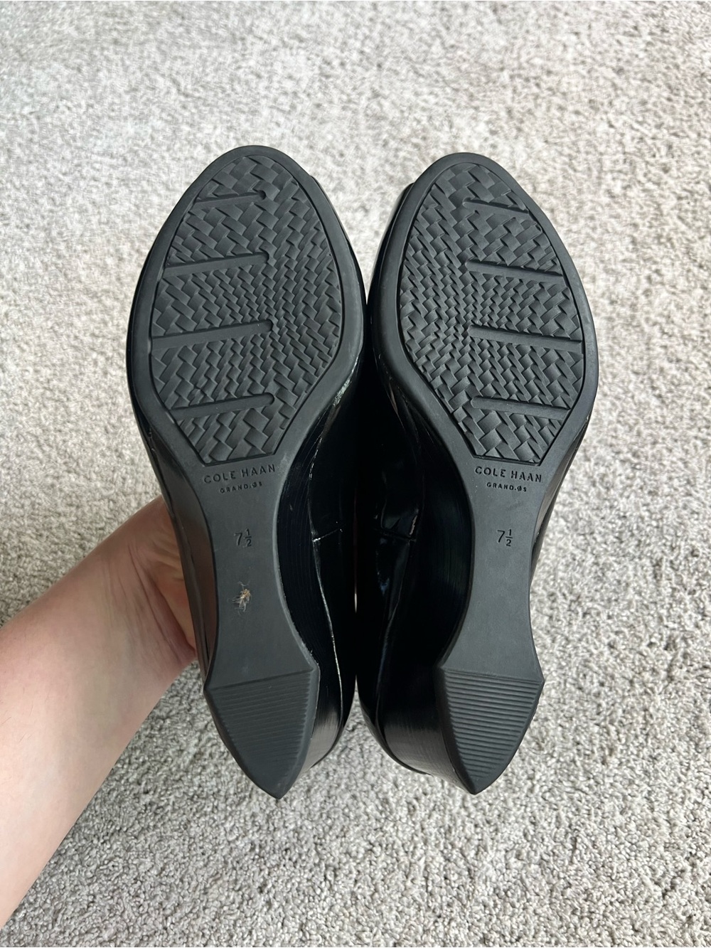 Cole Haan Women’s 7.5 Sadie Pump Black Patent Wedge Heel Peep Toe Dress Shoes - Picture 4 of 7